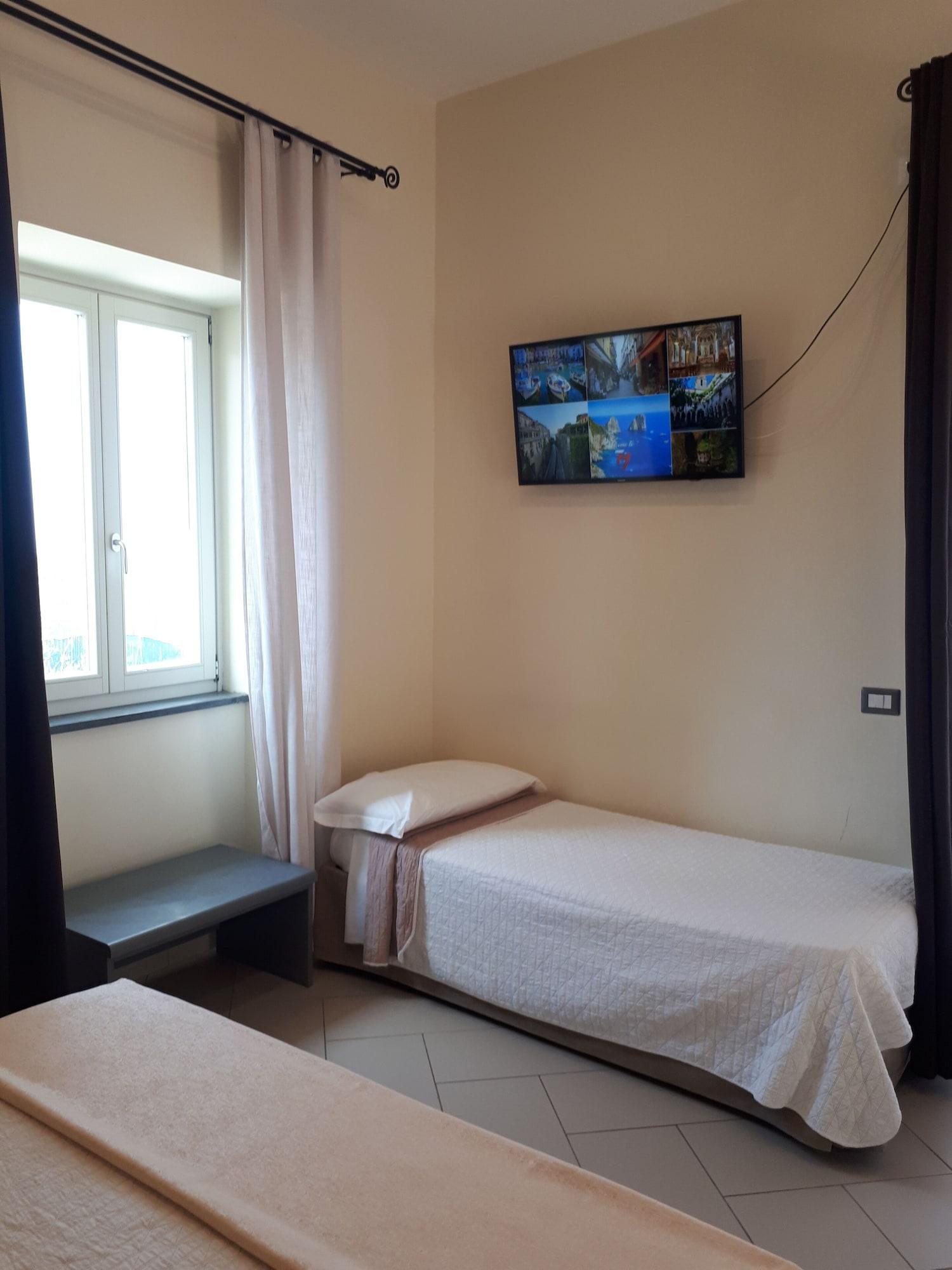 Hostel Seven &