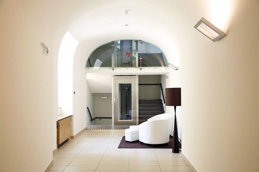 Seven Hostel&rooms Hostel